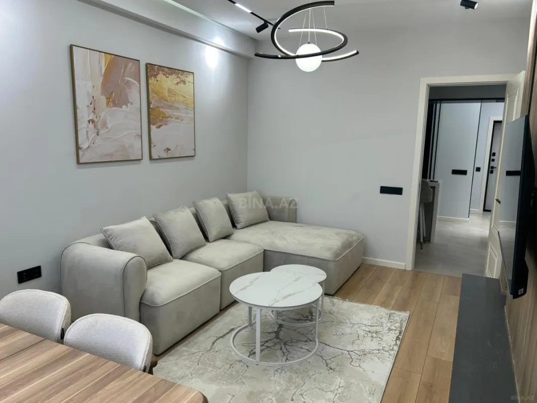 Kirayə verilir 2 otaqlı mənzil 70 m²