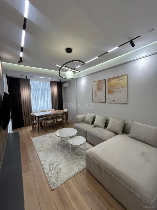 Kirayə verilir 2 otaqlı mənzil 70 m²