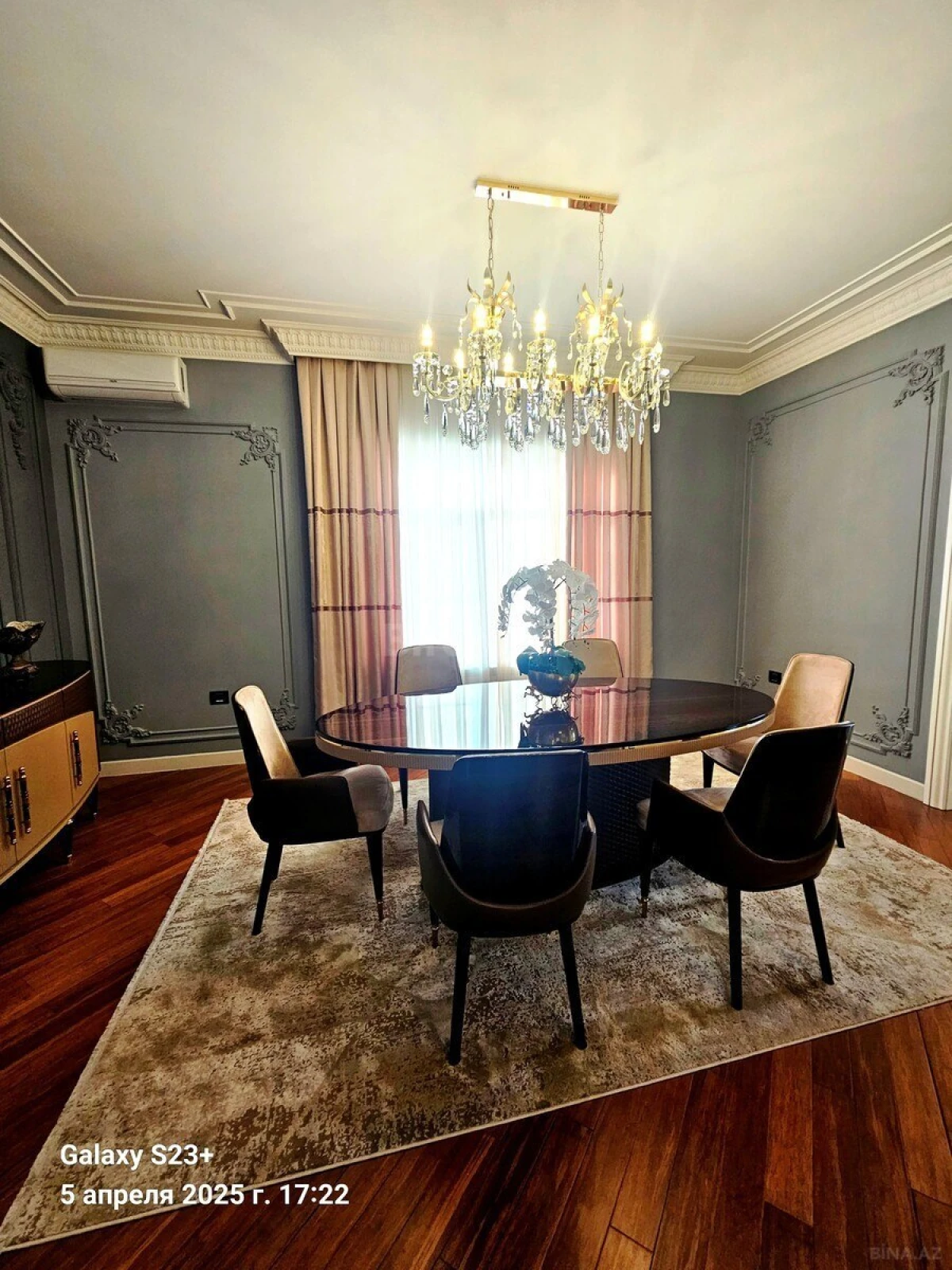 Satılır 5 otaqlı həyət evi 400 m²