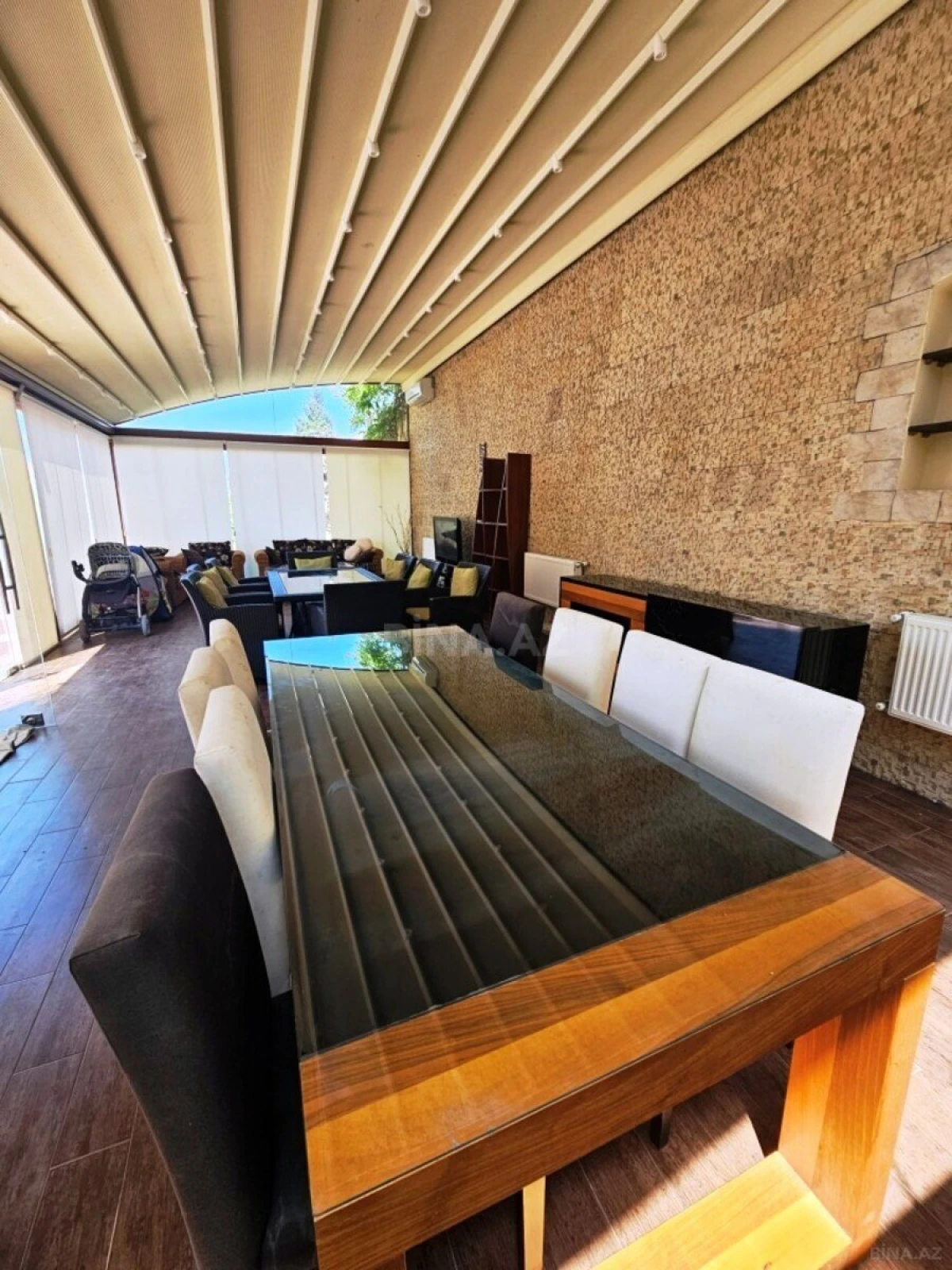 Satılır 5 otaqlı həyət evi 400 m²