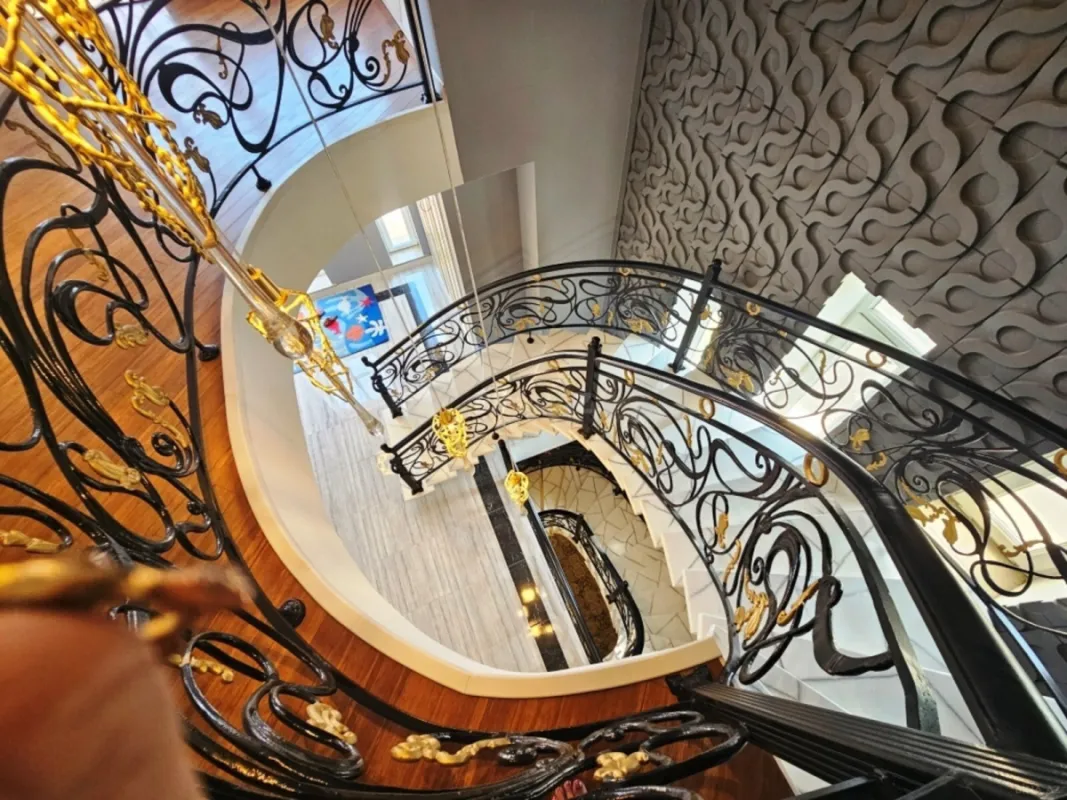 Satılır 5 otaqlı həyət evi 400 m²