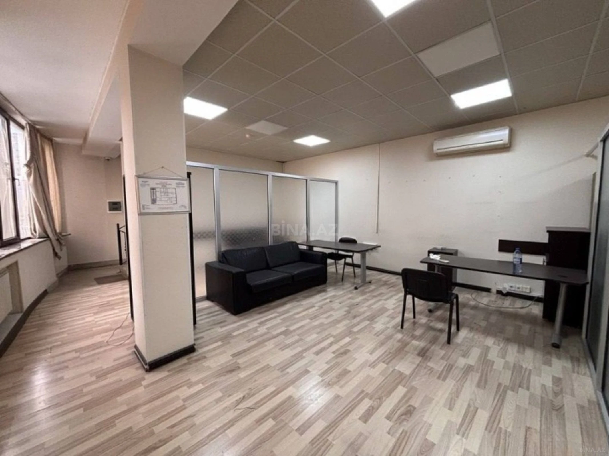 Satılır obyekt 300 m²