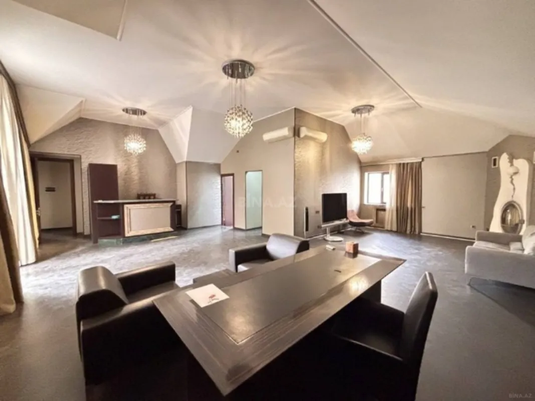 Satılır obyekt 300 m²