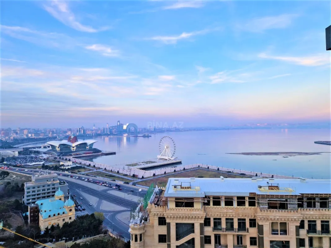 Kirayə verilir 3 otaqlı mənzil 180 m²