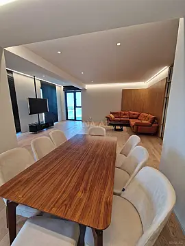 Kirayə verilir 3 otaqlı mənzil 180 m²