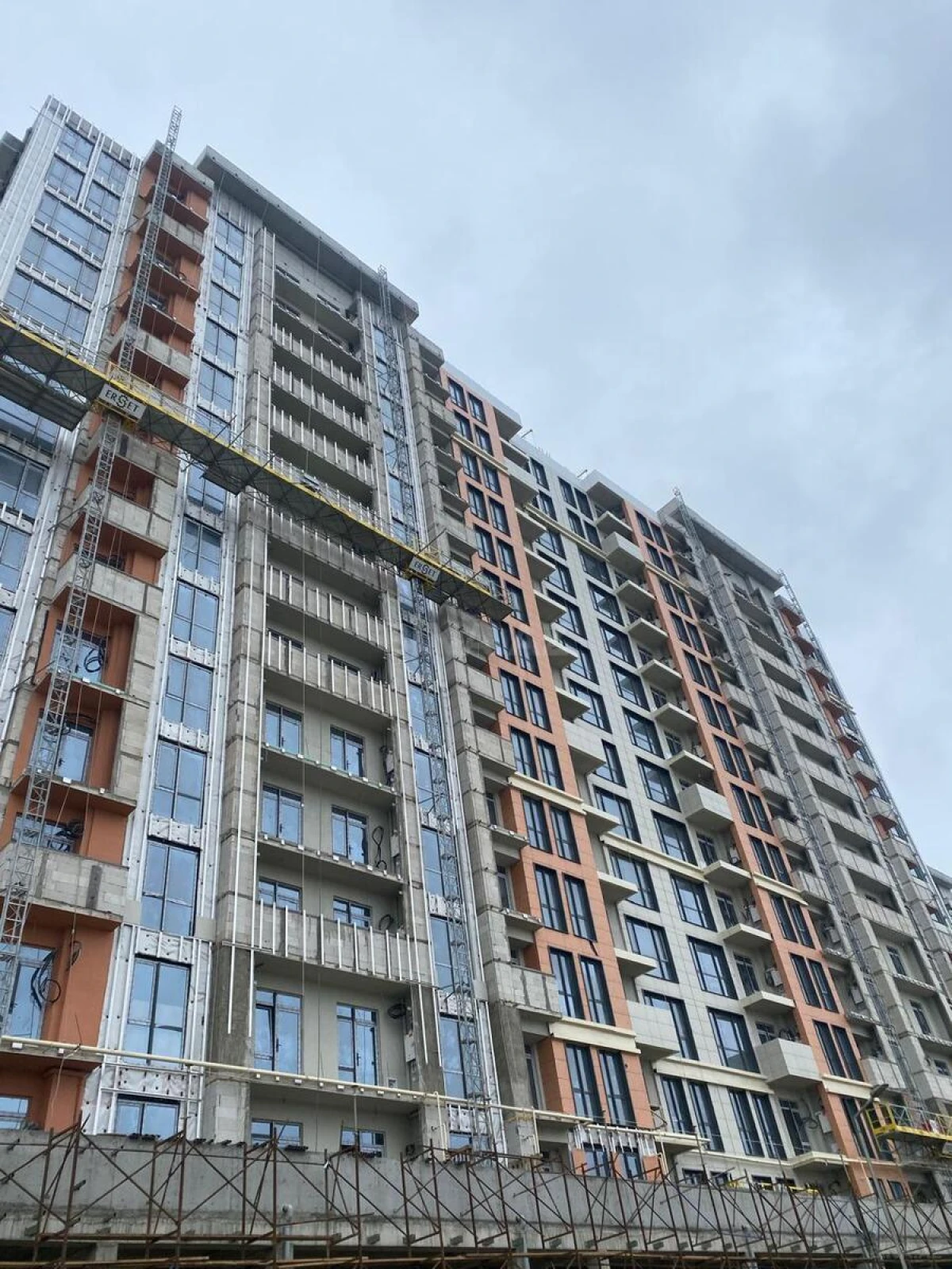 Satılır 2 otaqlı mənzil 46 m²