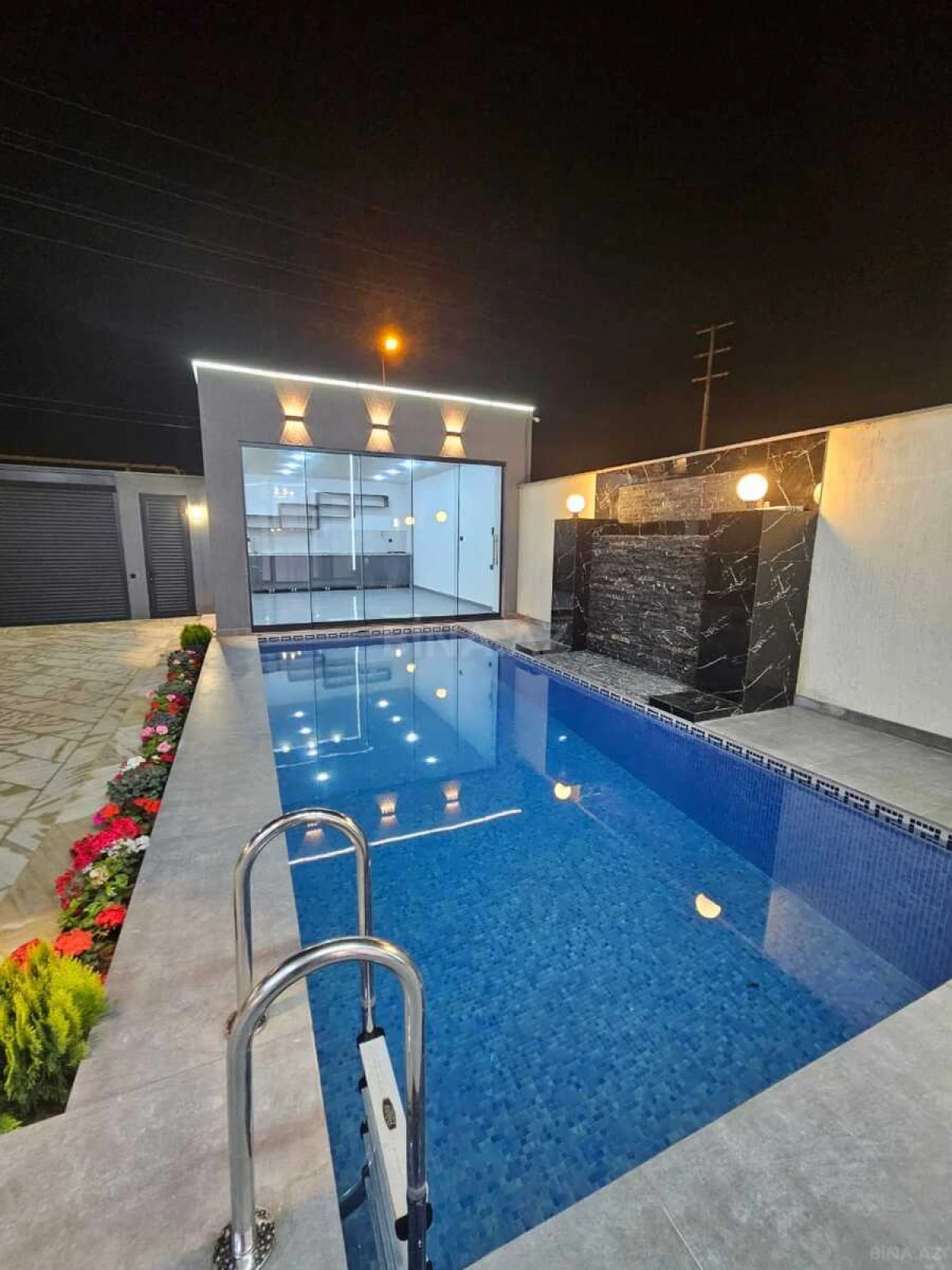 Satılır 4 otaqlı həyət evi 150 m²