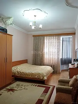 Satılır 3 otaqlı mənzil 118 m²