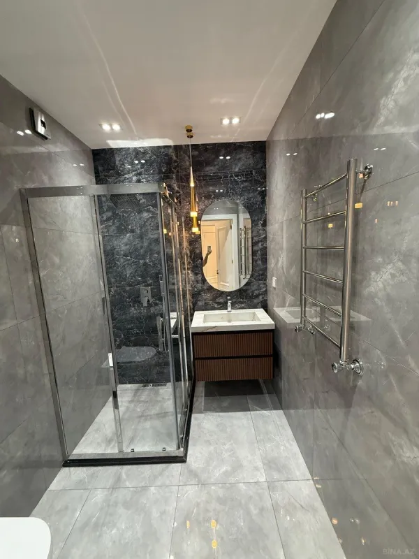 Satılır 2 otaqlı mənzil 68 m²