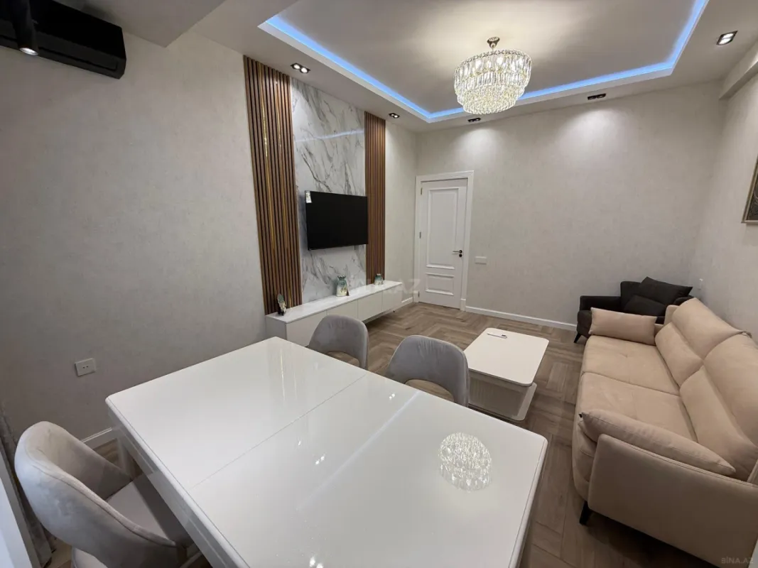 Satılır 2 otaqlı mənzil 68 m²