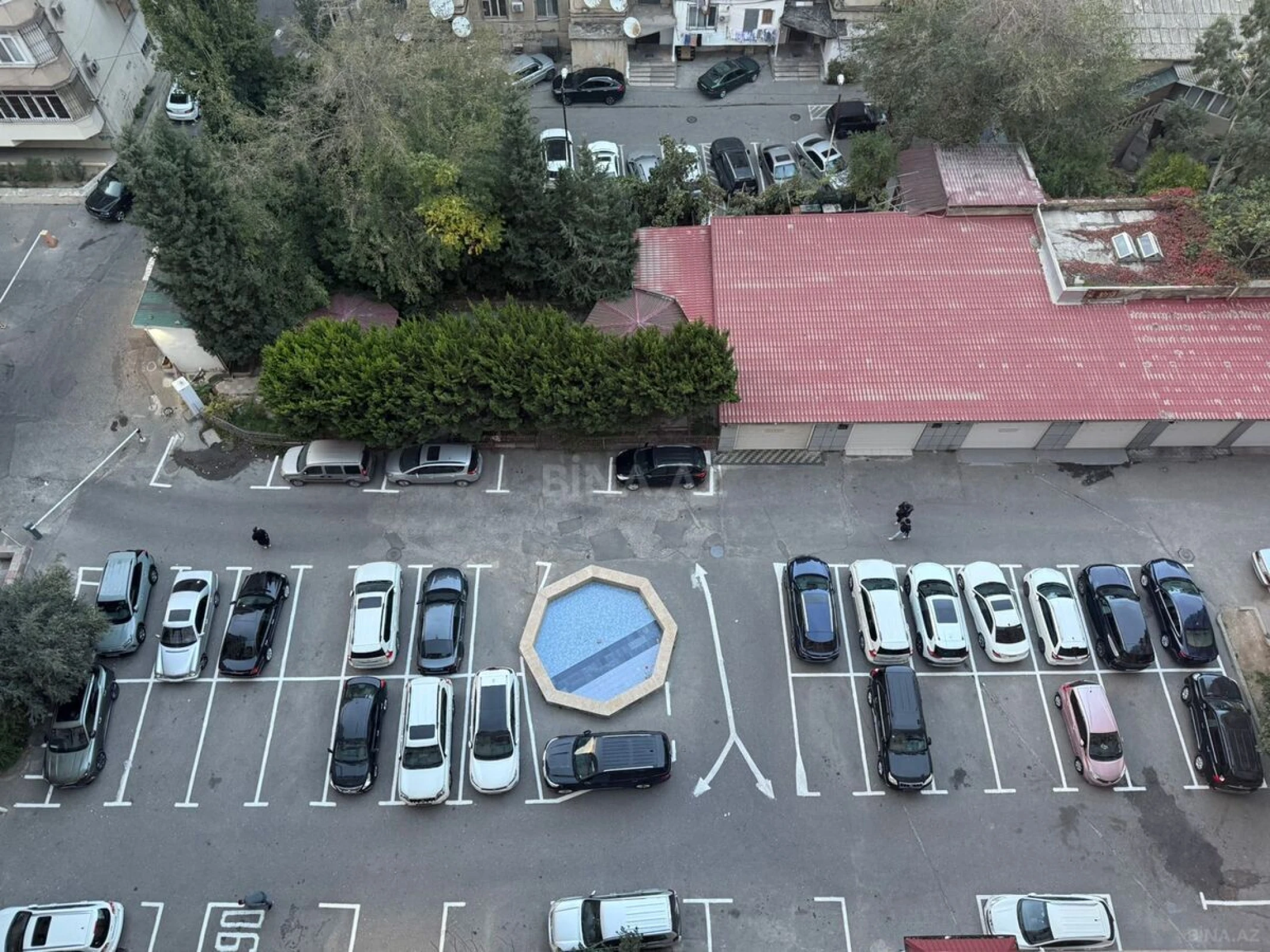 Satılır 3 otaqlı mənzil 130 m²