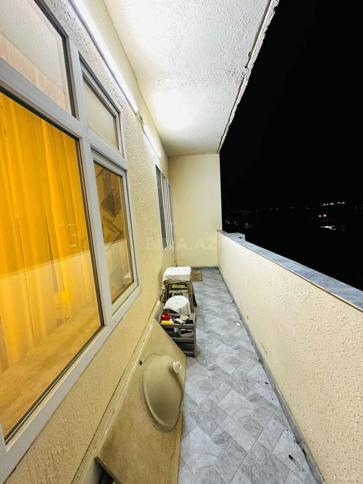 Satılır 4 otaqlı mənzil 110 m²