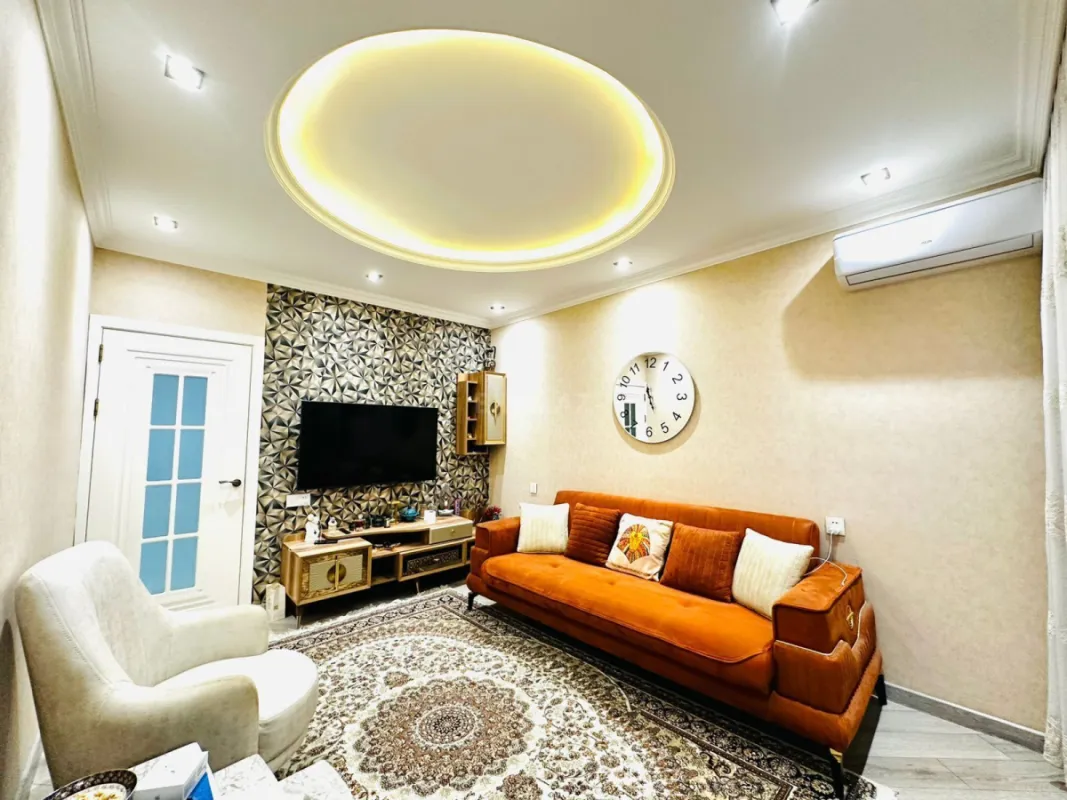 Satılır 4 otaqlı mənzil 110 m²