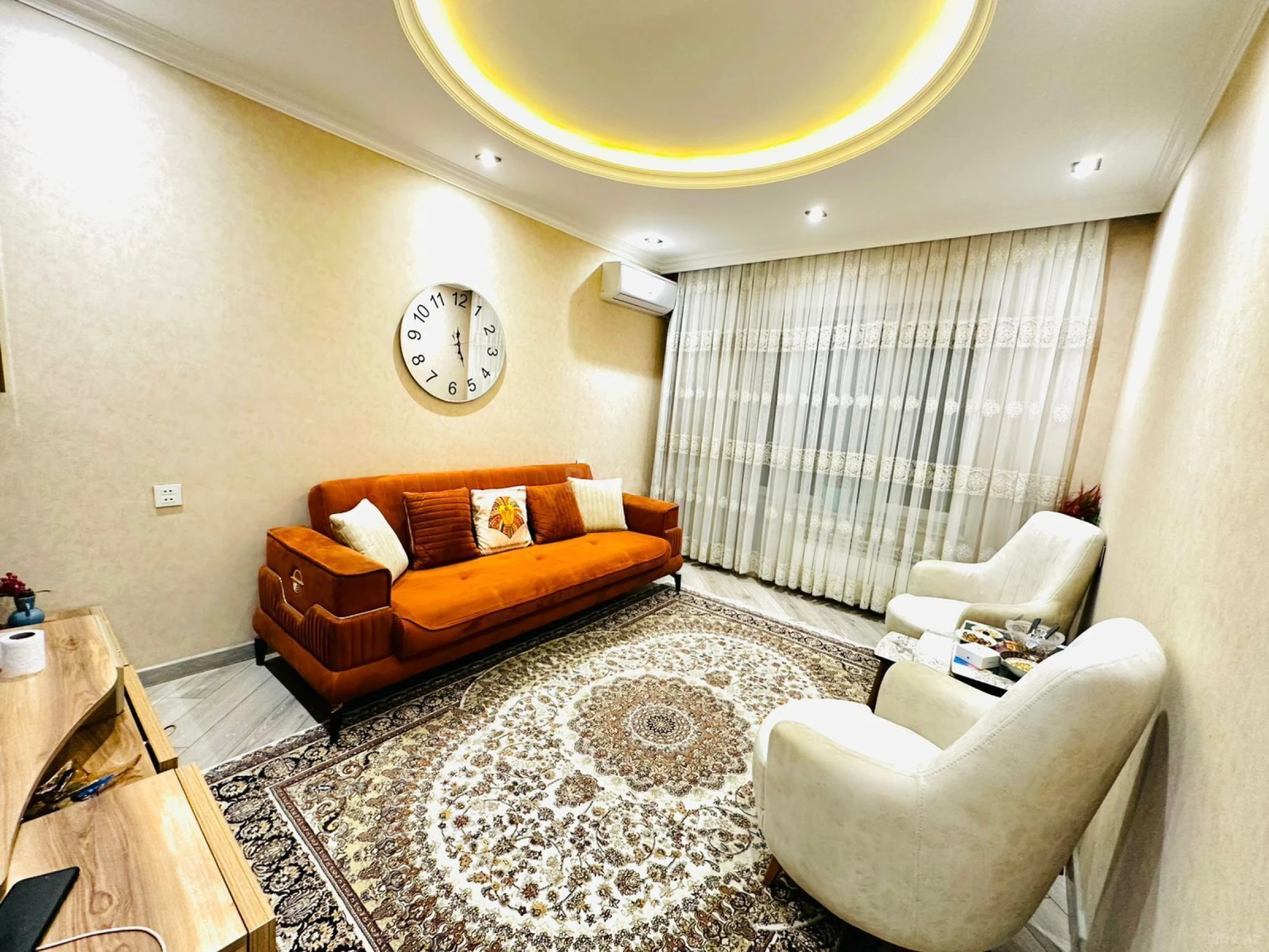 Satılır 4 otaqlı mənzil 110 m²