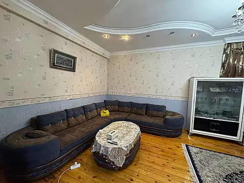 Satılır 3 otaqlı mənzil 115 m²