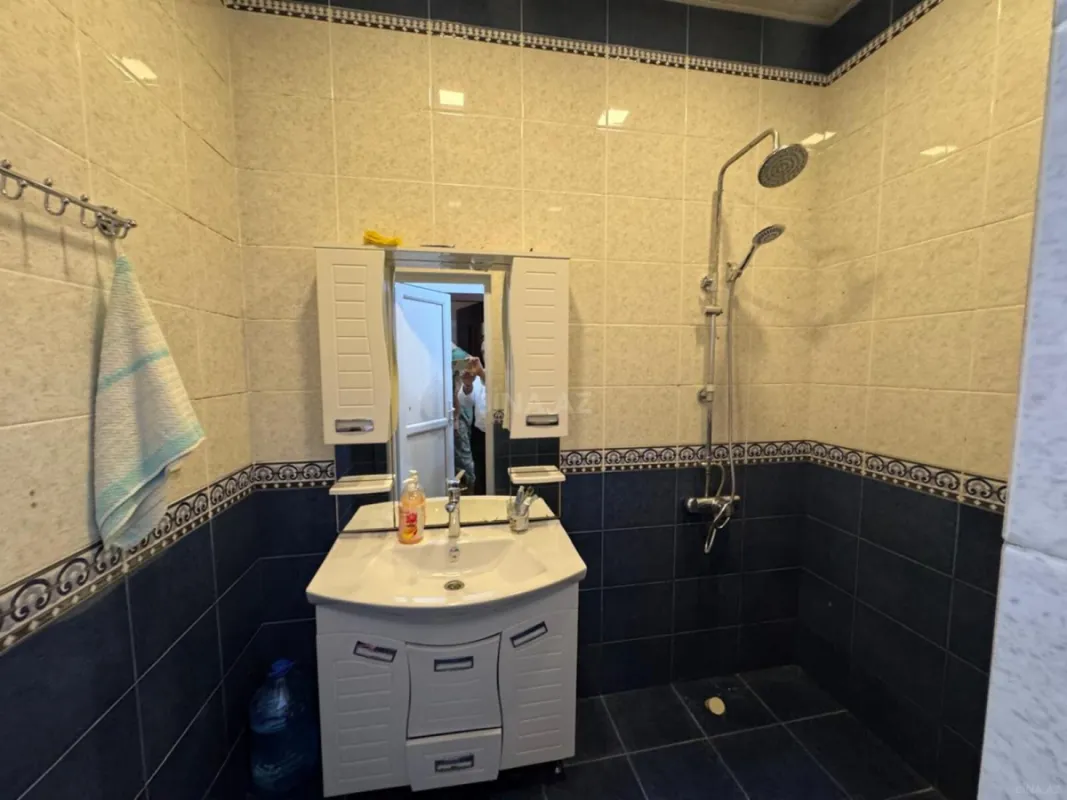 Satılır 3 otaqlı mənzil 115 m²