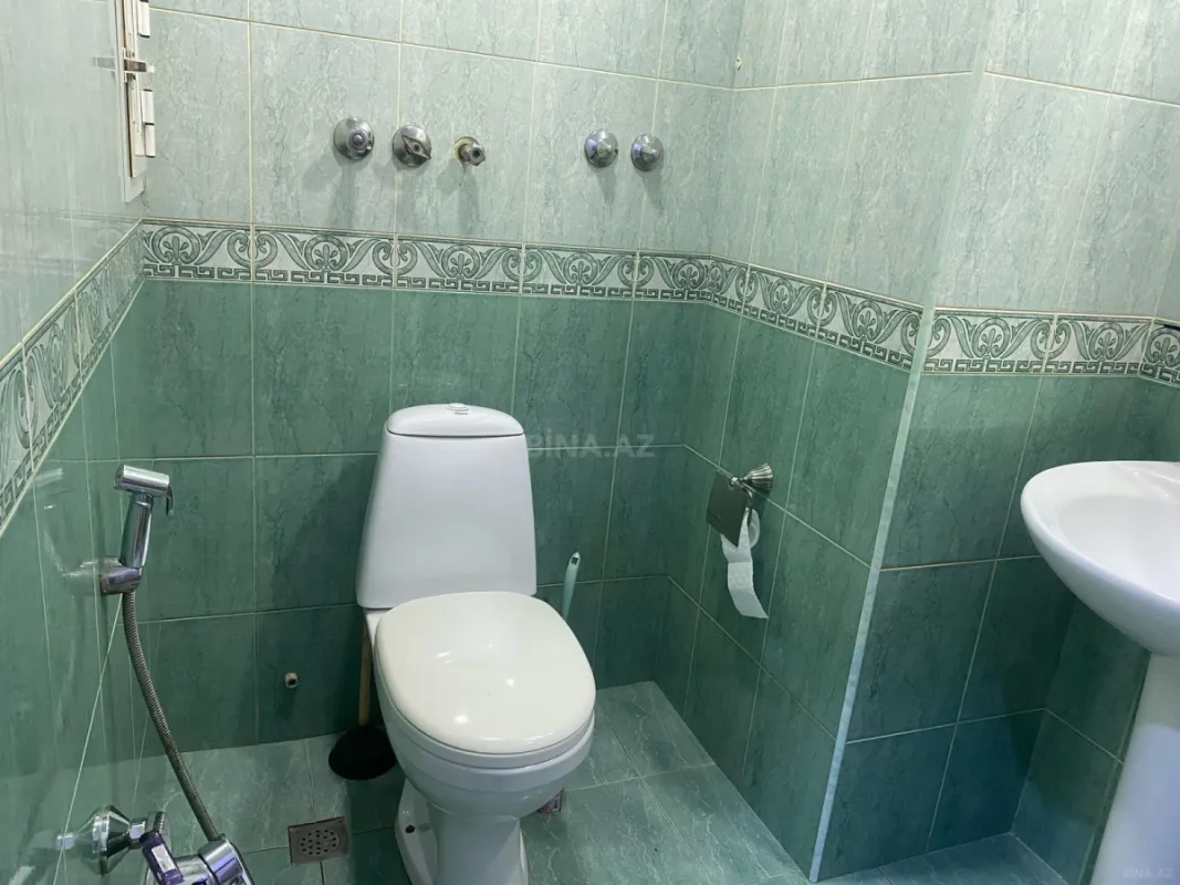 Satılır 3 otaqlı mənzil 115 m²