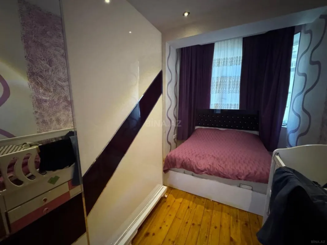 Satılır 3 otaqlı mənzil 115 m²