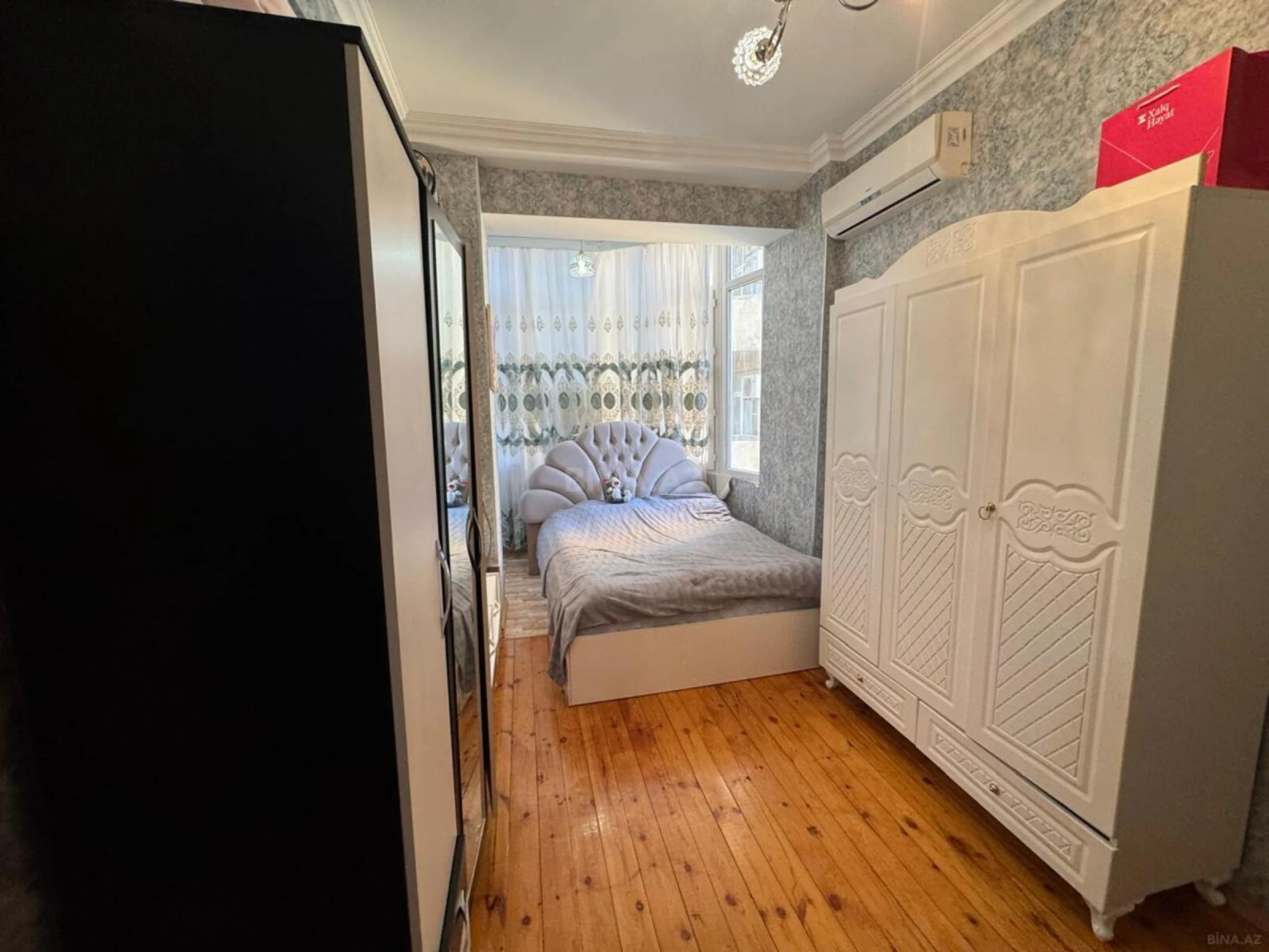 Satılır 3 otaqlı mənzil 115 m²