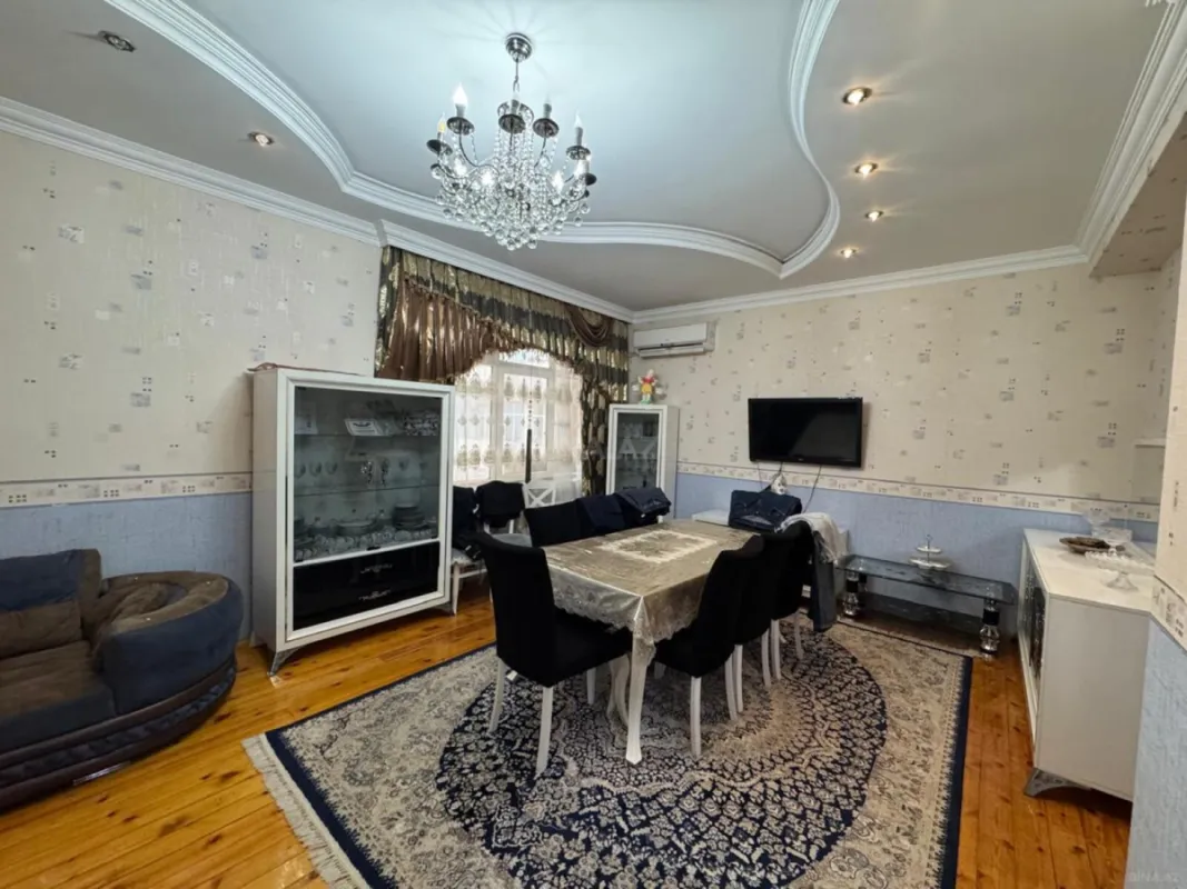 Satılır 3 otaqlı mənzil 115 m²