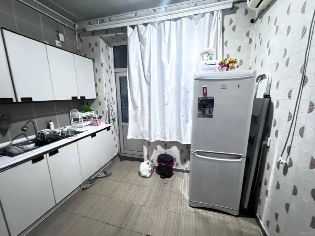 Satılır 3 otaqlı mənzil 94 m²