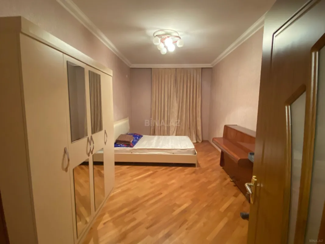 Satılır 3 otaqlı mənzil 94 m²