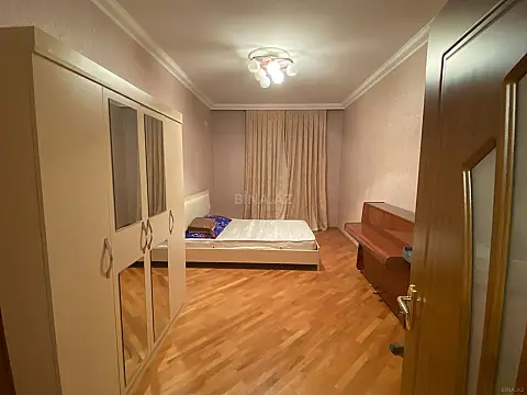 Satılır 3 otaqlı mənzil 94 m²