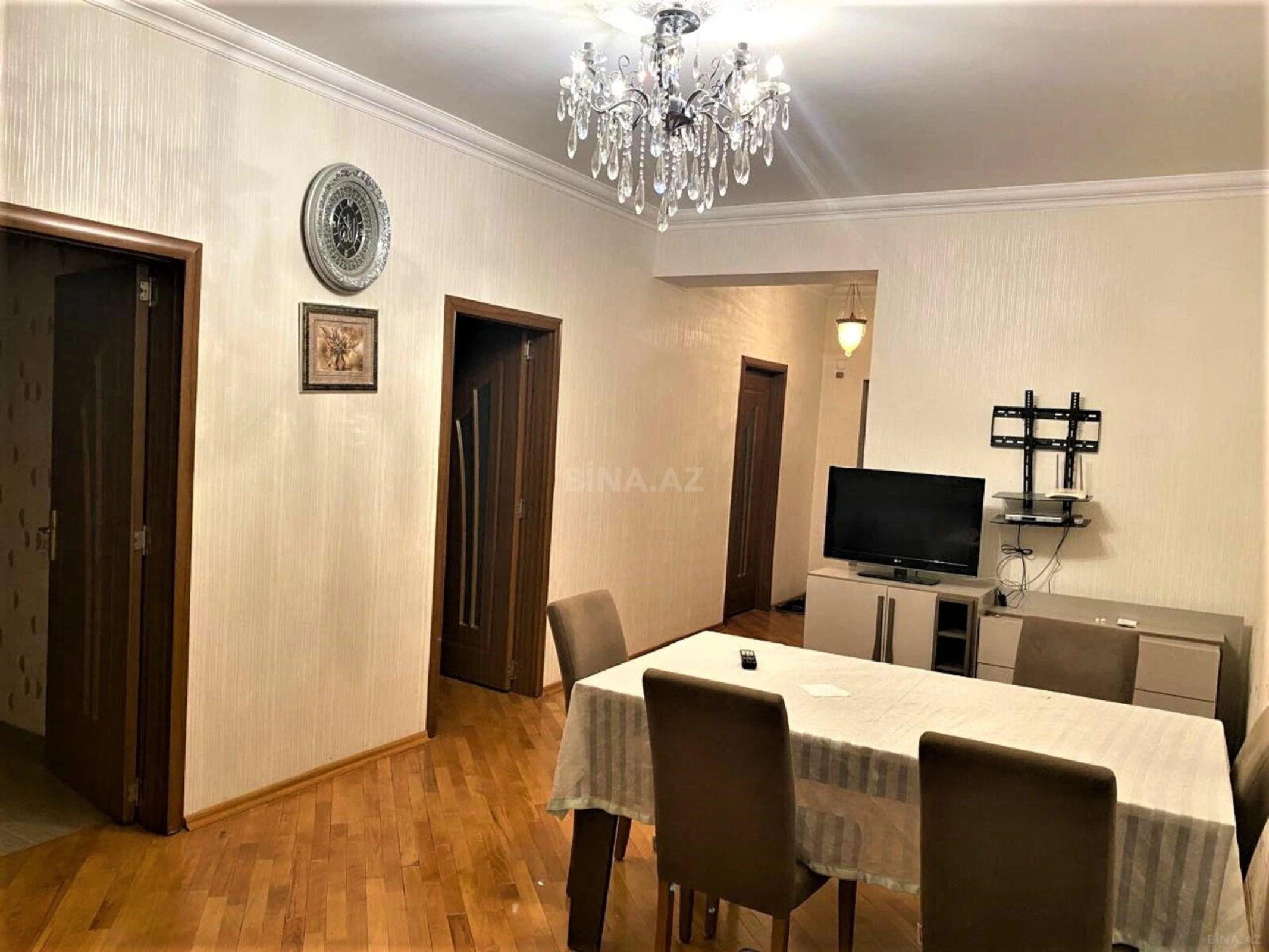 Satılır 3 otaqlı mənzil 94 m²
