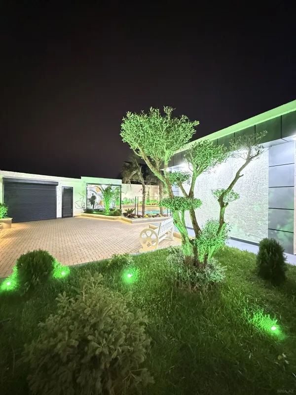 Satılır 5 otaqlı həyət evi 220 m²