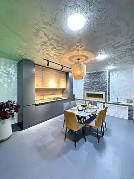 Satılır 5 otaqlı həyət evi 220 m²