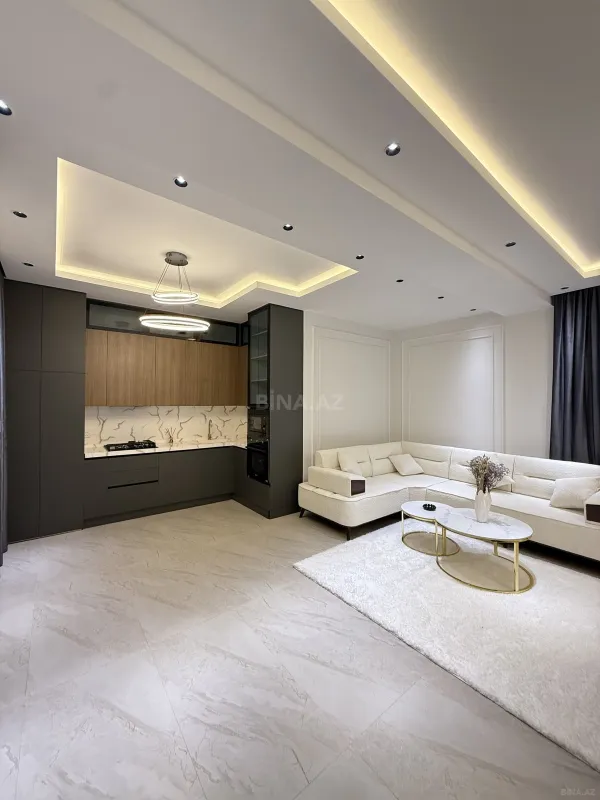 Satılır 5 otaqlı həyət evi 220 m²