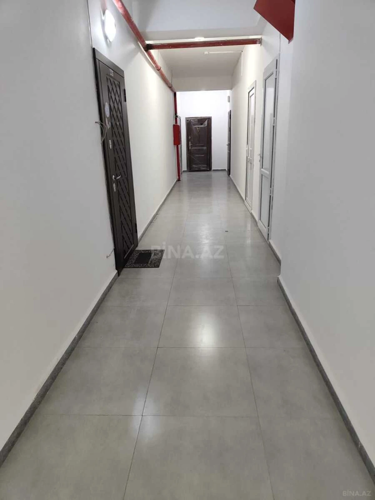 Satılır 2 otaqlı mənzil 95 m²