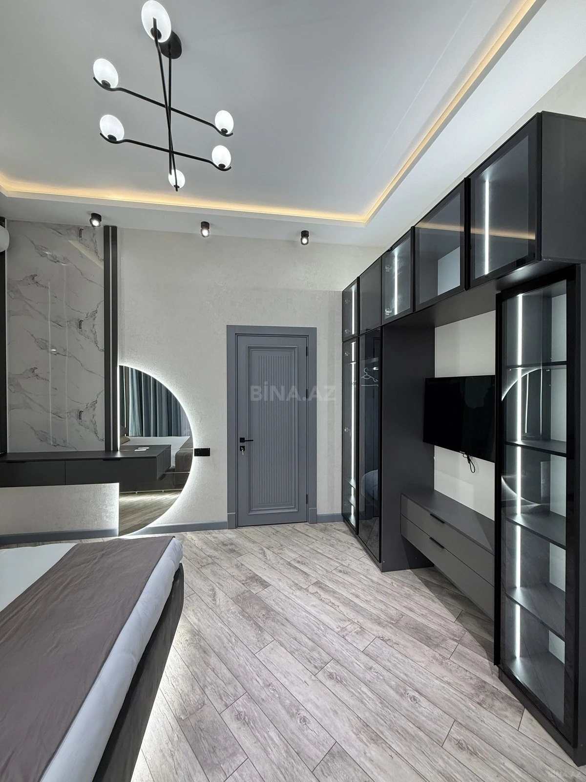 Satılır 4 otaqlı həyət evi 250 m²