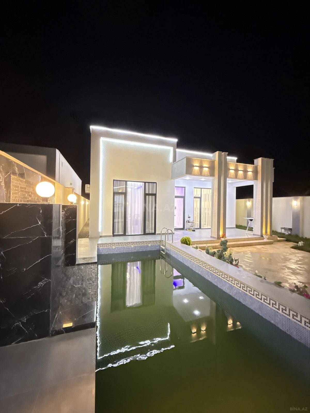 Satılır 4 otaqlı həyət evi 160 m²