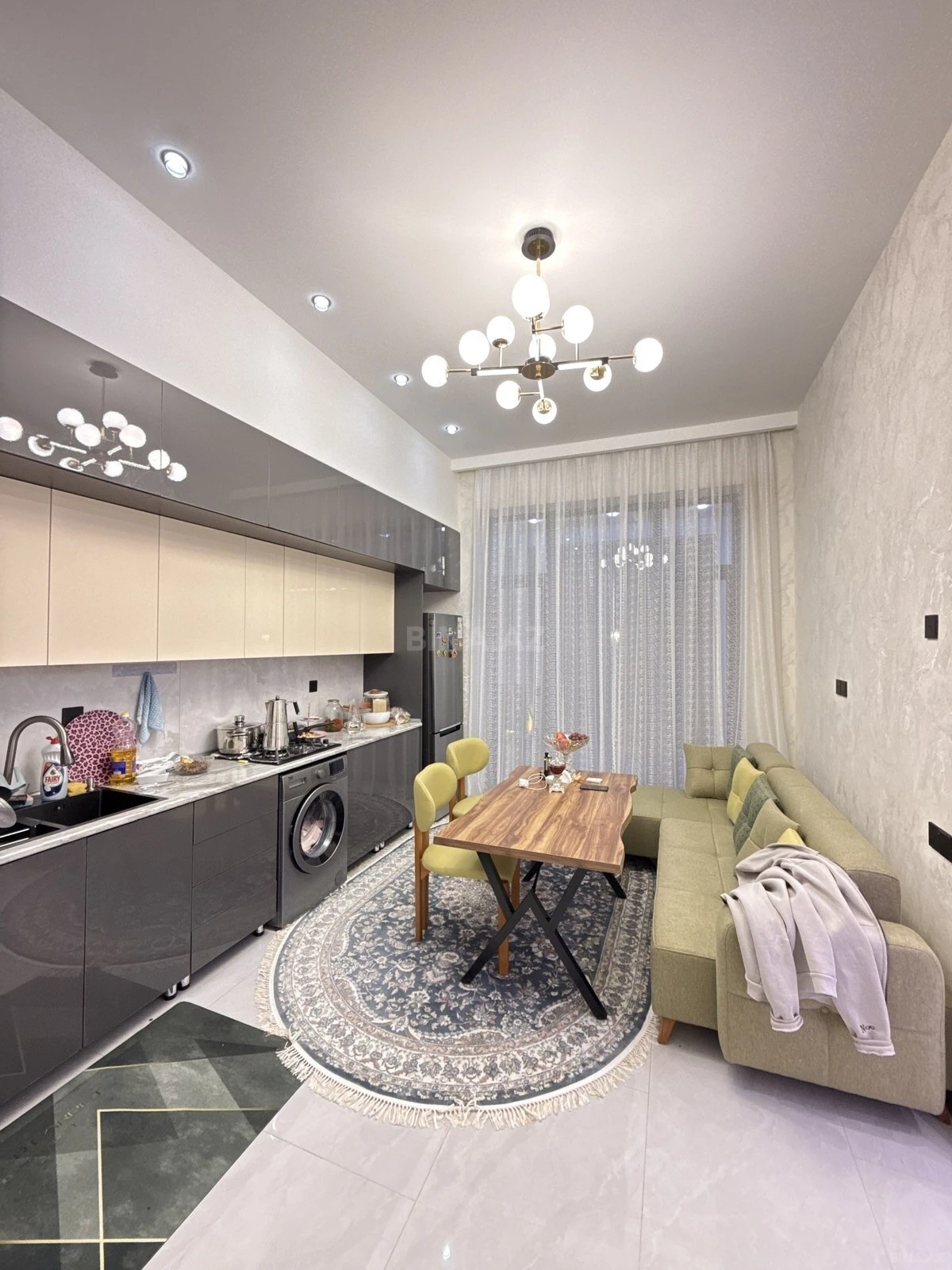 Satılır 4 otaqlı həyət evi 160 m²