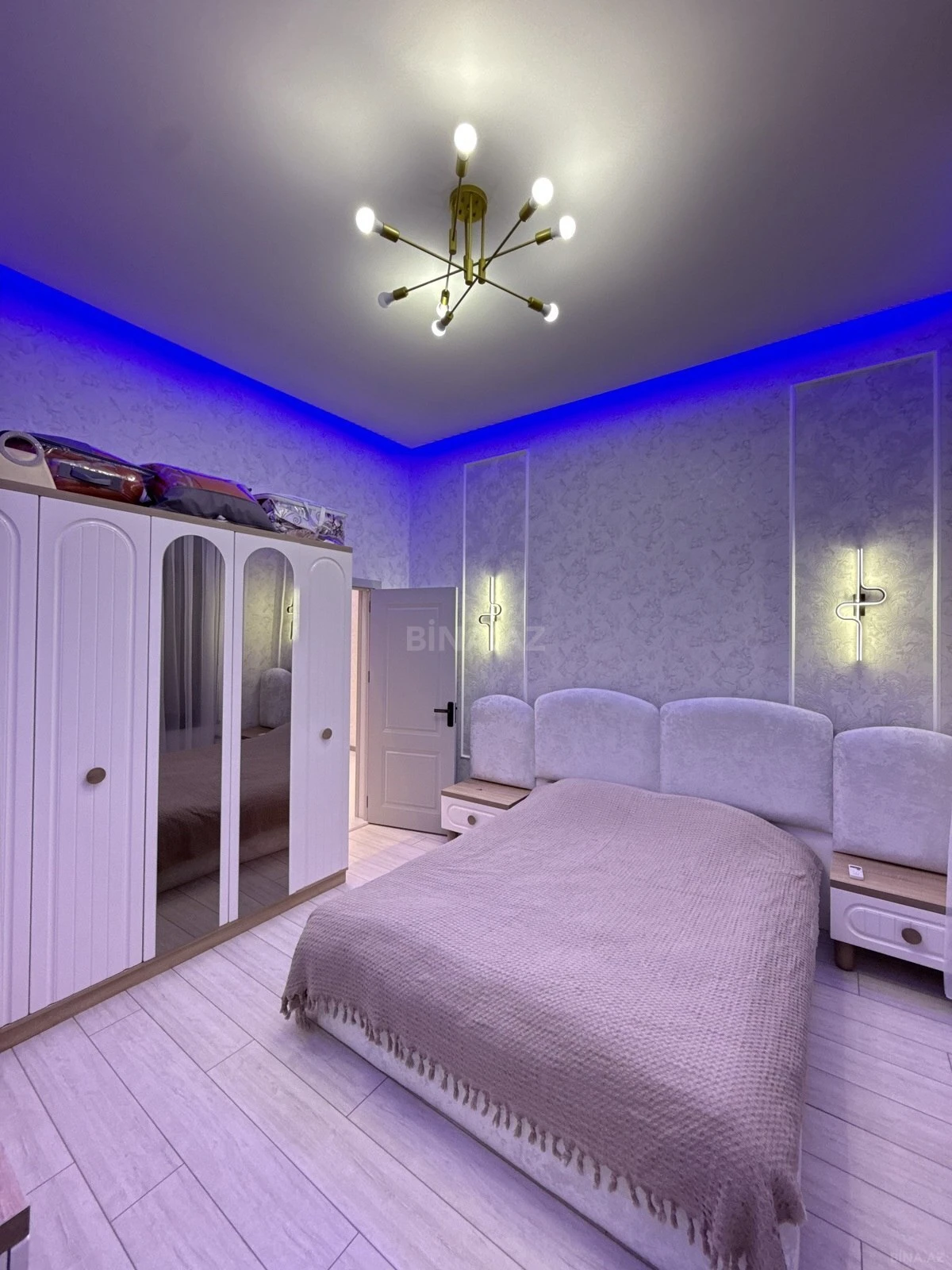 Satılır 4 otaqlı həyət evi 160 m²