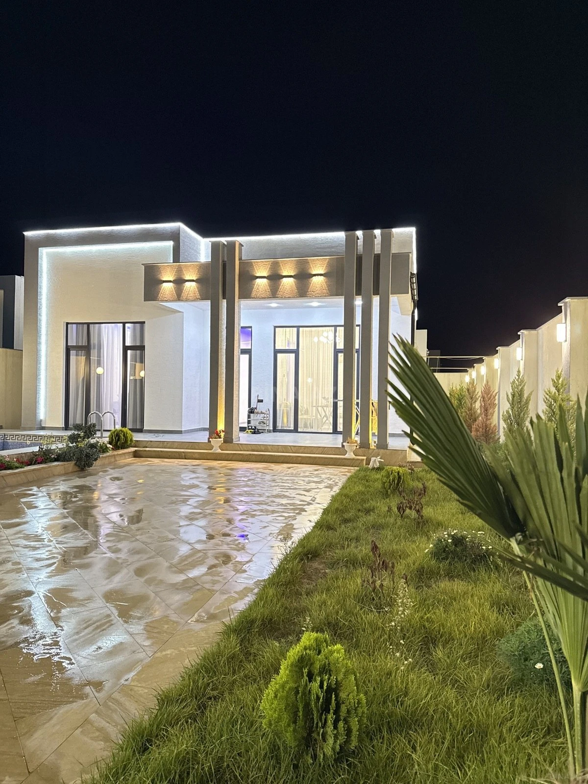 Satılır 4 otaqlı həyət evi 160 m²