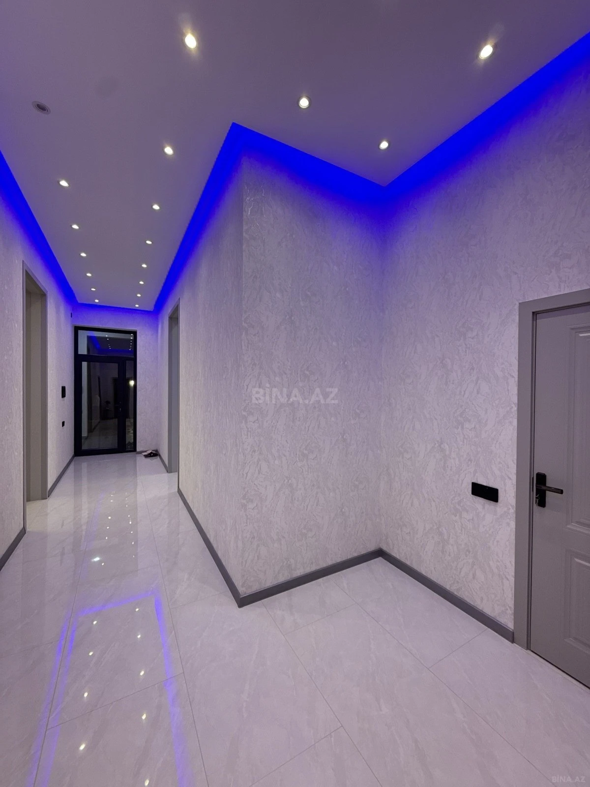Satılır 4 otaqlı həyət evi 160 m²
