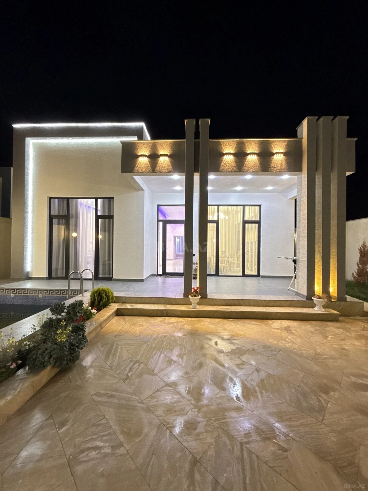 Satılır 4 otaqlı həyət evi 160 m²