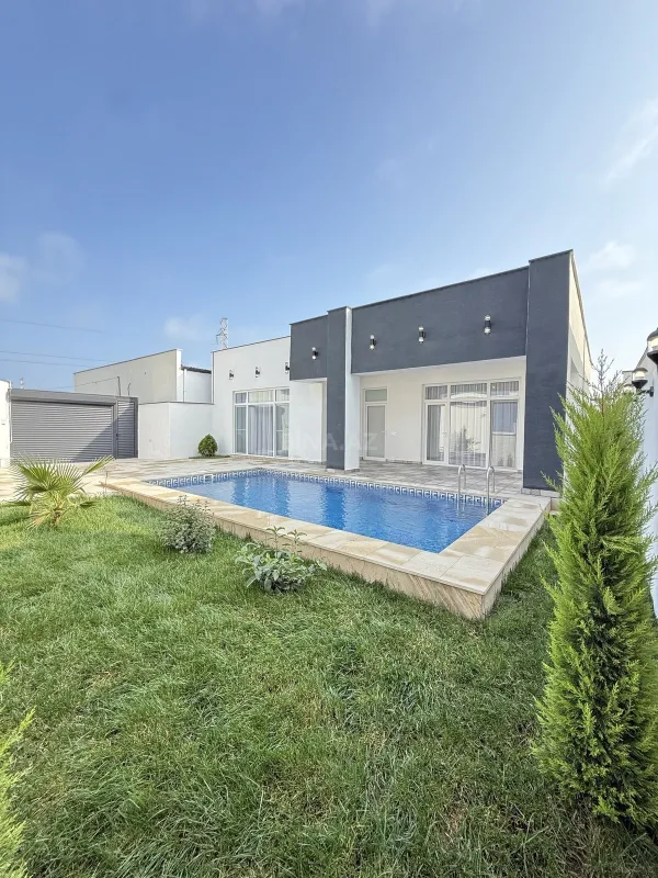Satılır 4 otaqlı həyət evi 150 m²