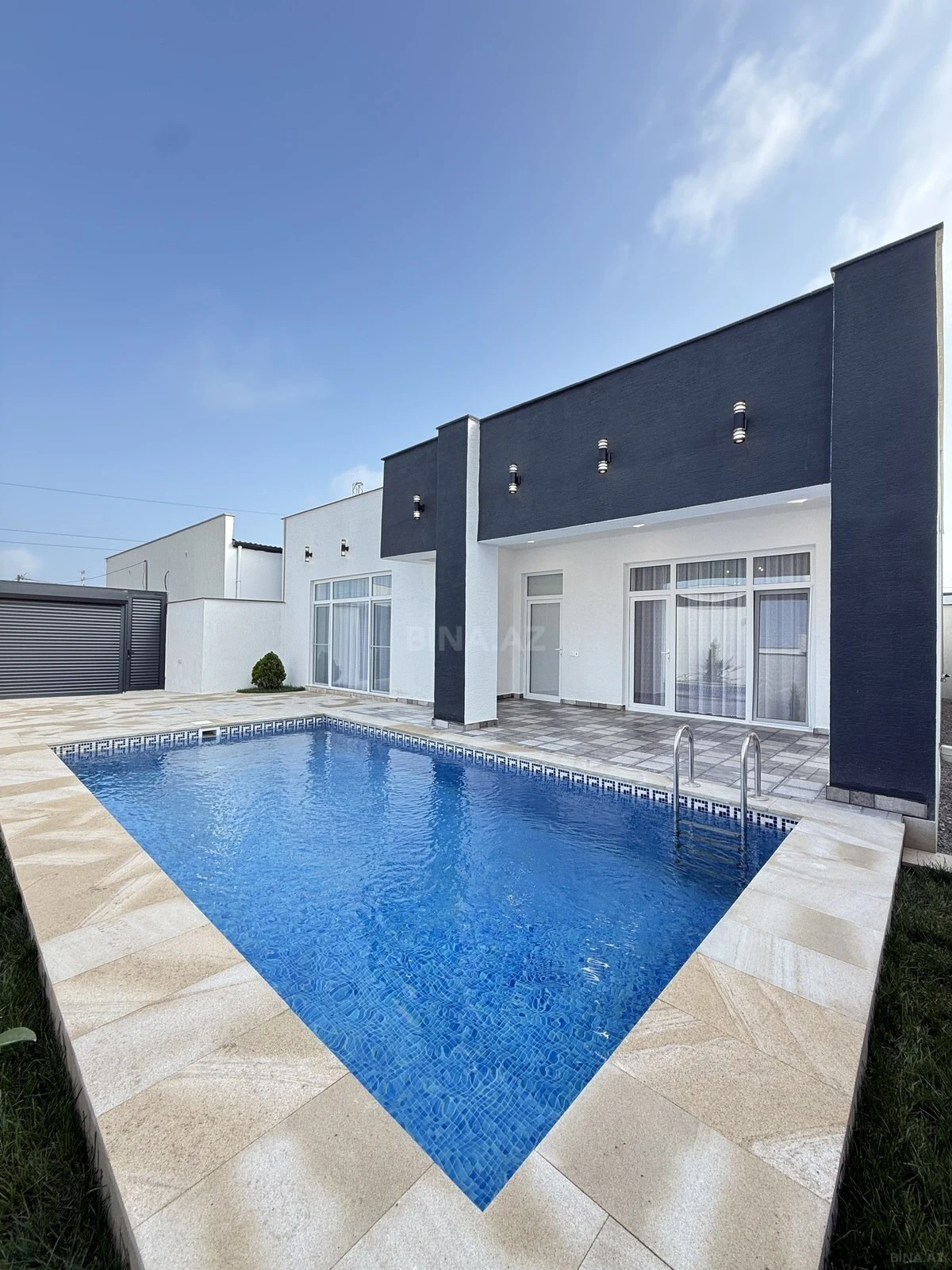 Satılır 4 otaqlı həyət evi 150 m²