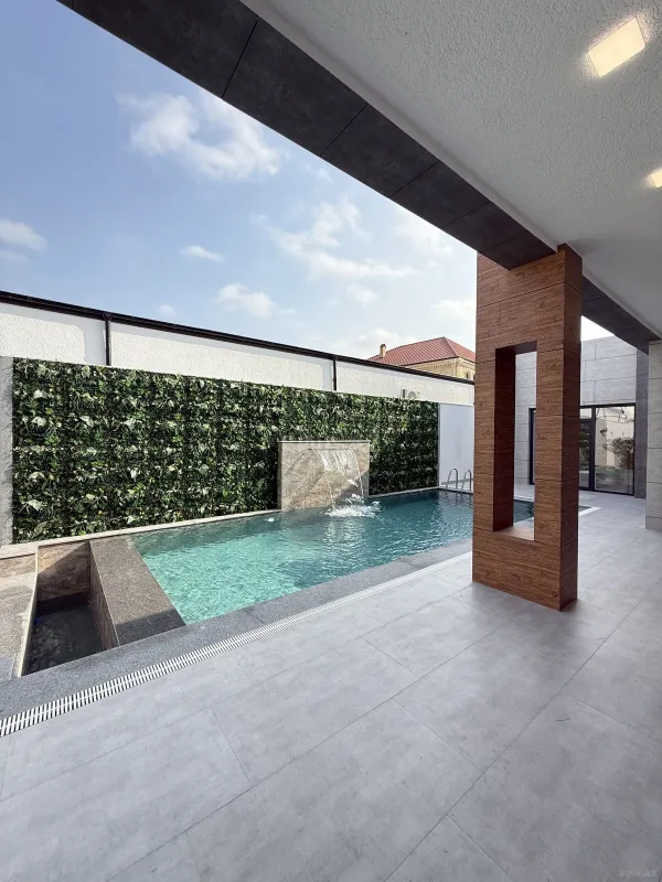 Satılır 5 otaqlı həyət evi 260 m²