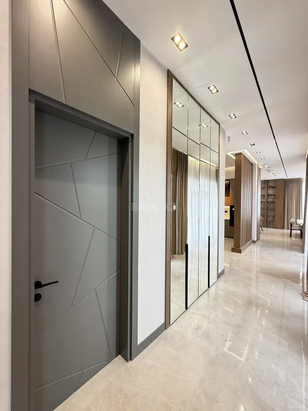 Satılır 5 otaqlı həyət evi 260 m²