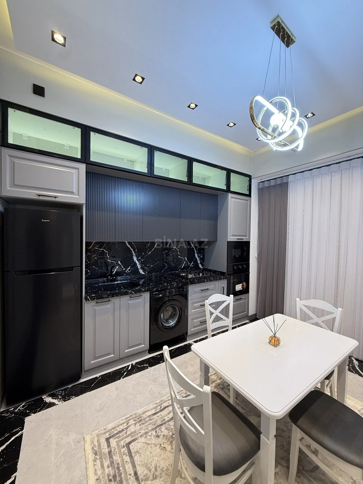 Satılır 4 otaqlı həyət evi 140 m²