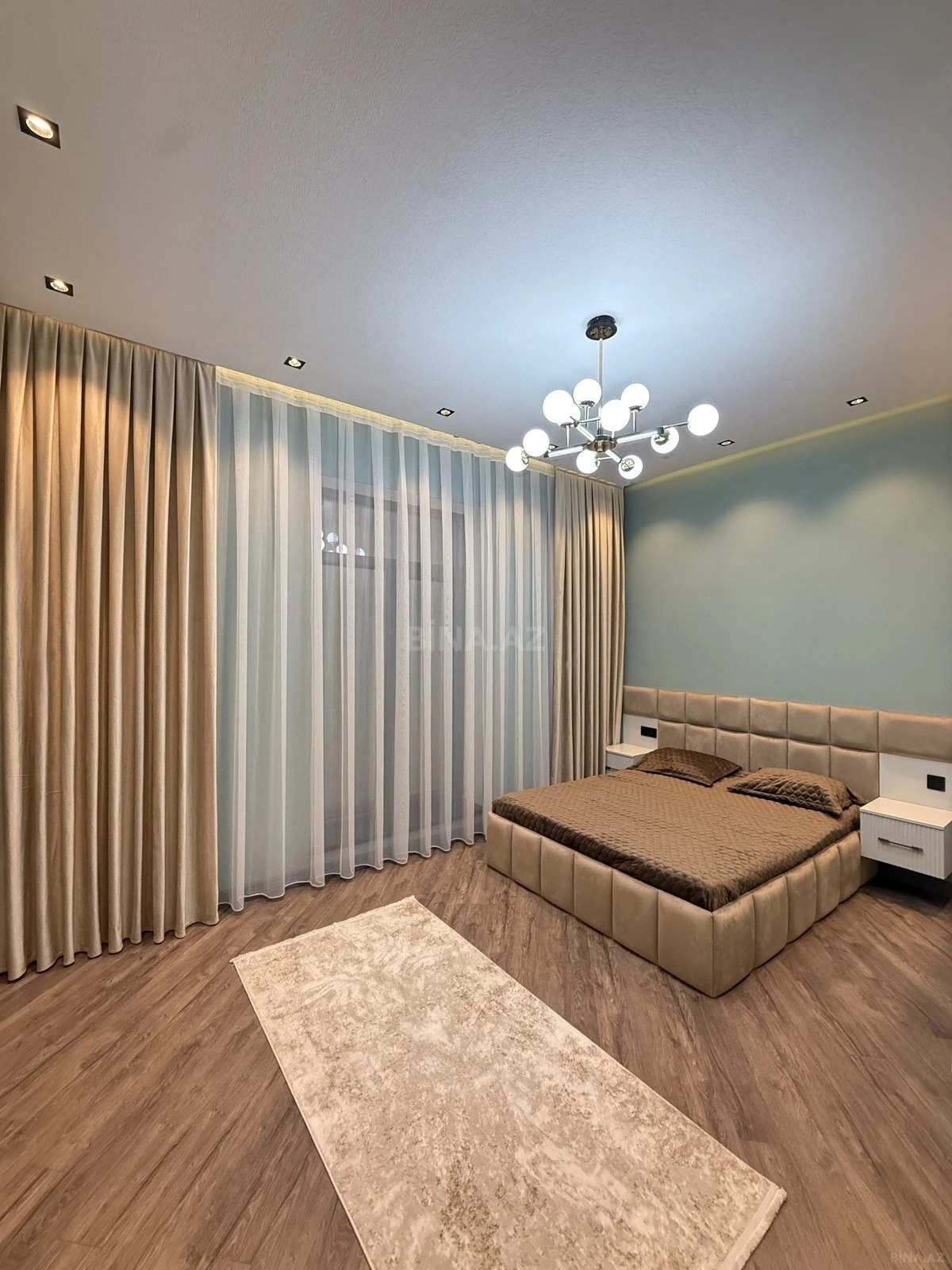 Satılır 4 otaqlı həyət evi 140 m²