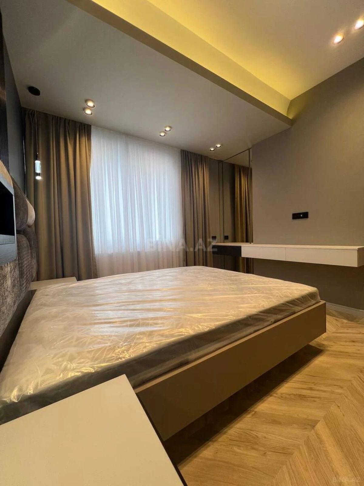 Kirayə verilir 2 otaqlı mənzil 82 m²