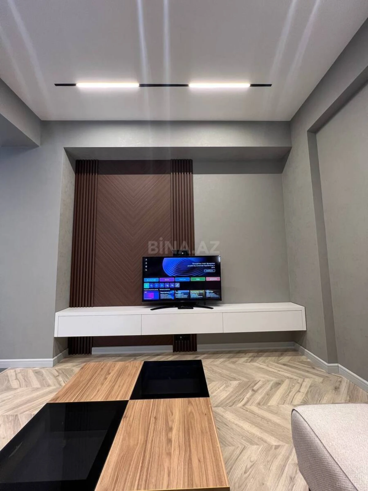 Kirayə verilir 2 otaqlı mənzil 82 m²
