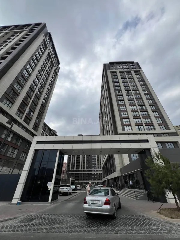 Kirayə verilir 2 otaqlı mənzil 82 m²