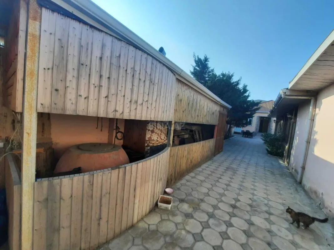 Satılır 3 otaqlı həyət evi 100 m²