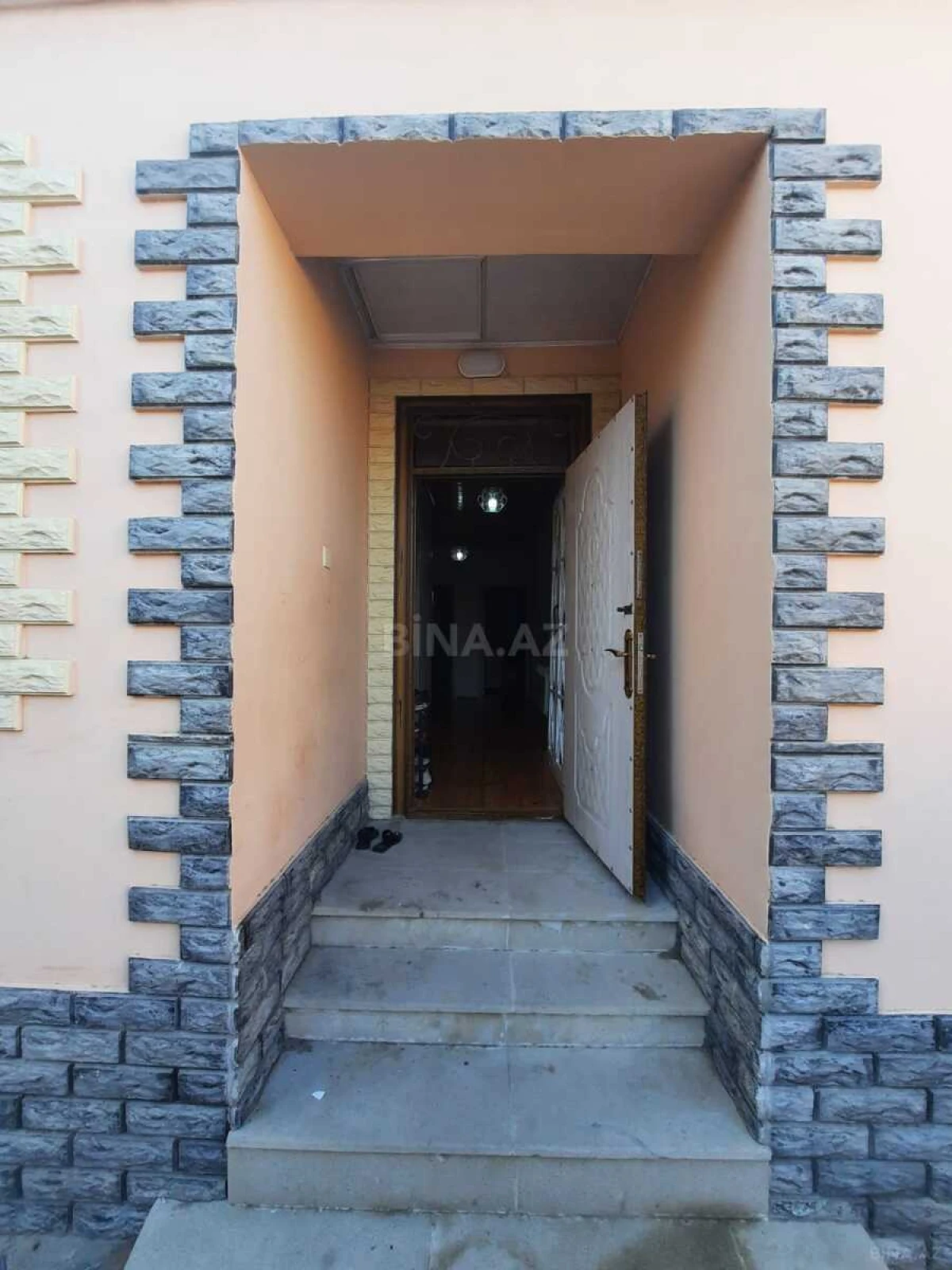 Satılır 3 otaqlı həyət evi 100 m²